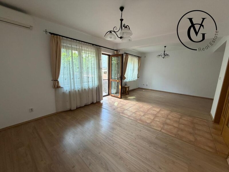 Lacul Tei, casa de inchiriat D+P+1+mansarda, 6 camere, garaj